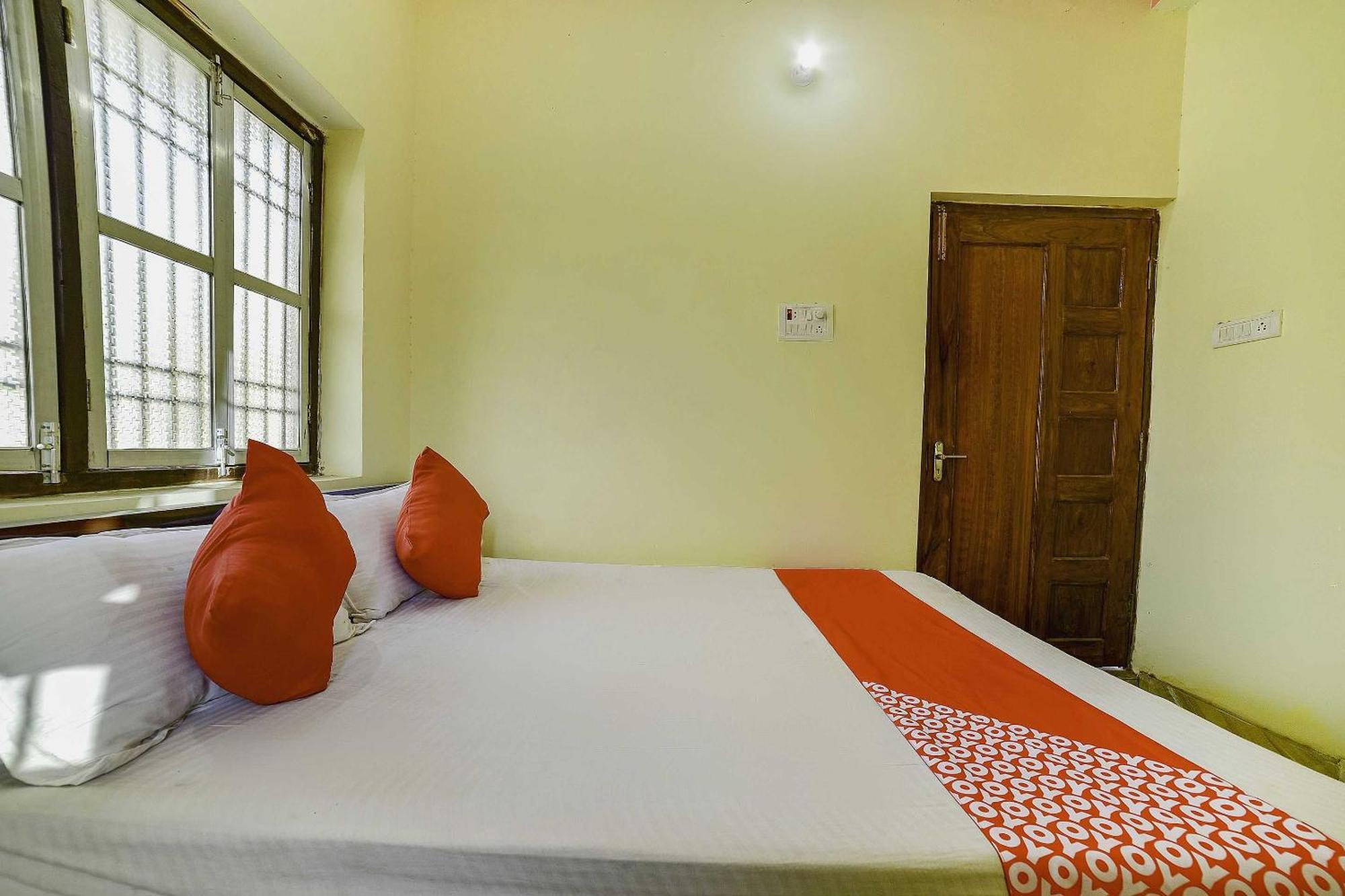 Oyo Flagship Ashoka Guest House Bihta Esterno foto